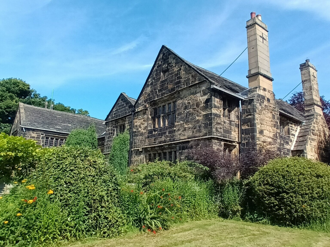 Oakwell Hall and Country Park景点图片