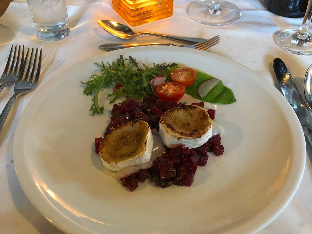 BASTENHAUS Hotel und Restaurant主图