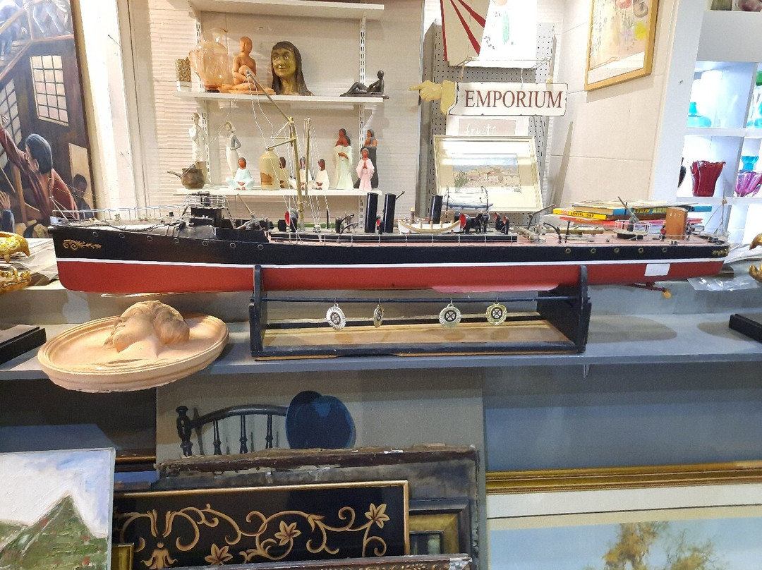 Global Art And Antiques-布里德波特必去景点