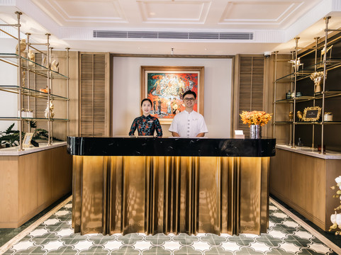 拉西耶斯塔高级西贡中心酒店主图