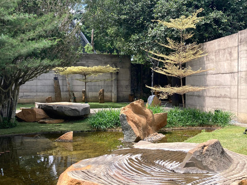 Wot Batu-万隆必去景点