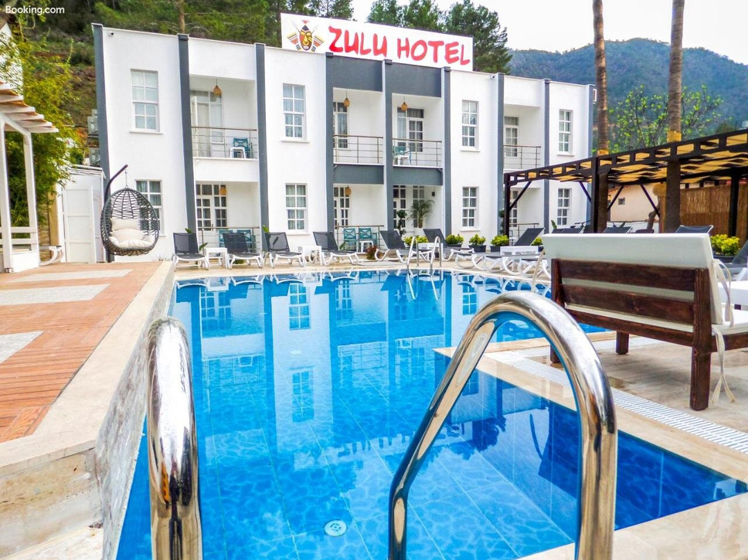Zulu Hotel主图