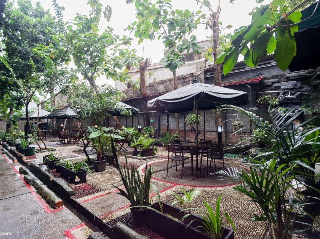 Safwah Bintaro Training Center Guest House & Resto主图