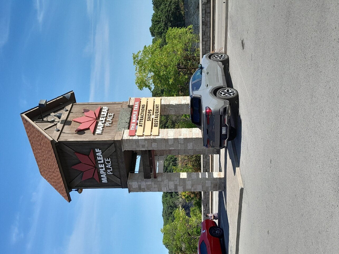 Niagra Parkway-尼亚加拉大瀑布必去景点