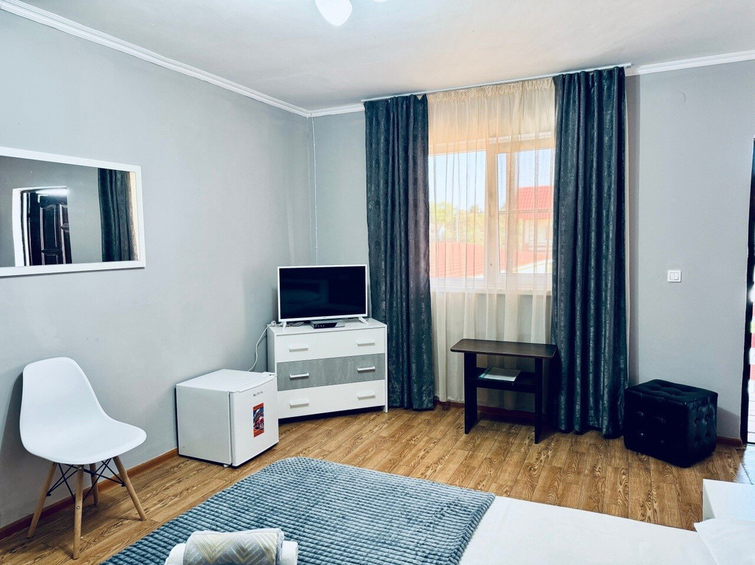 Abkhazskii Dvorik主图