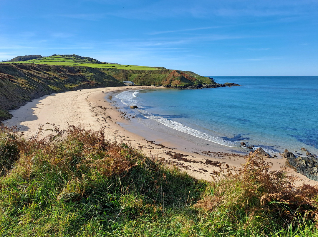 Porthor Beach (Whistling Sands)景点图片
