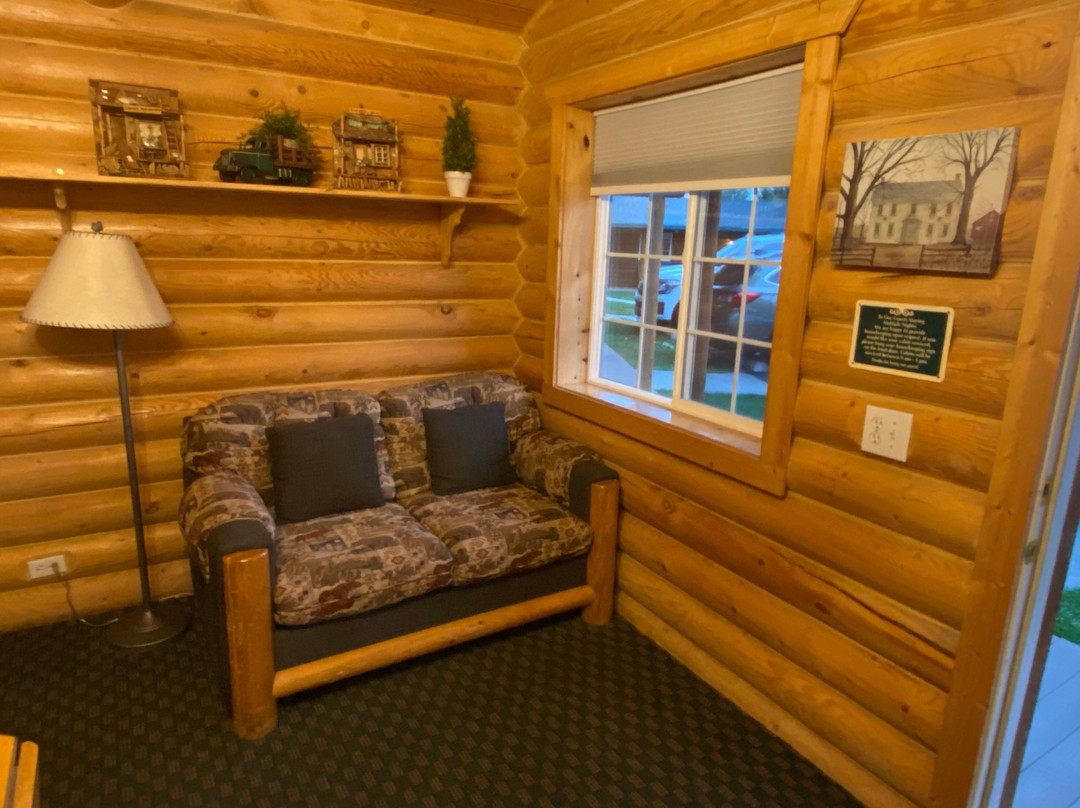 溪边小屋旅馆主图