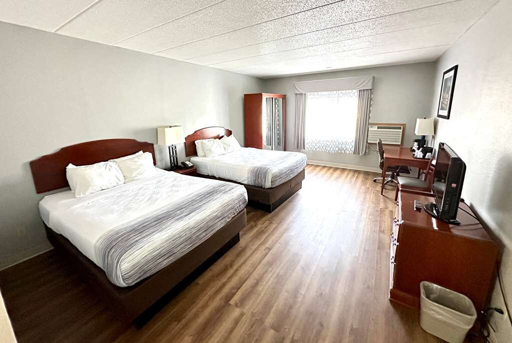 Americinn & Suites By Wyndham Baraboo Event Center主图