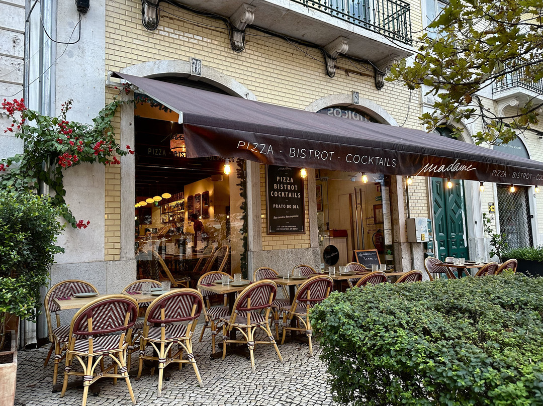 Madame Restaurant - Pizza, Bistro, Cocktails, Terrace