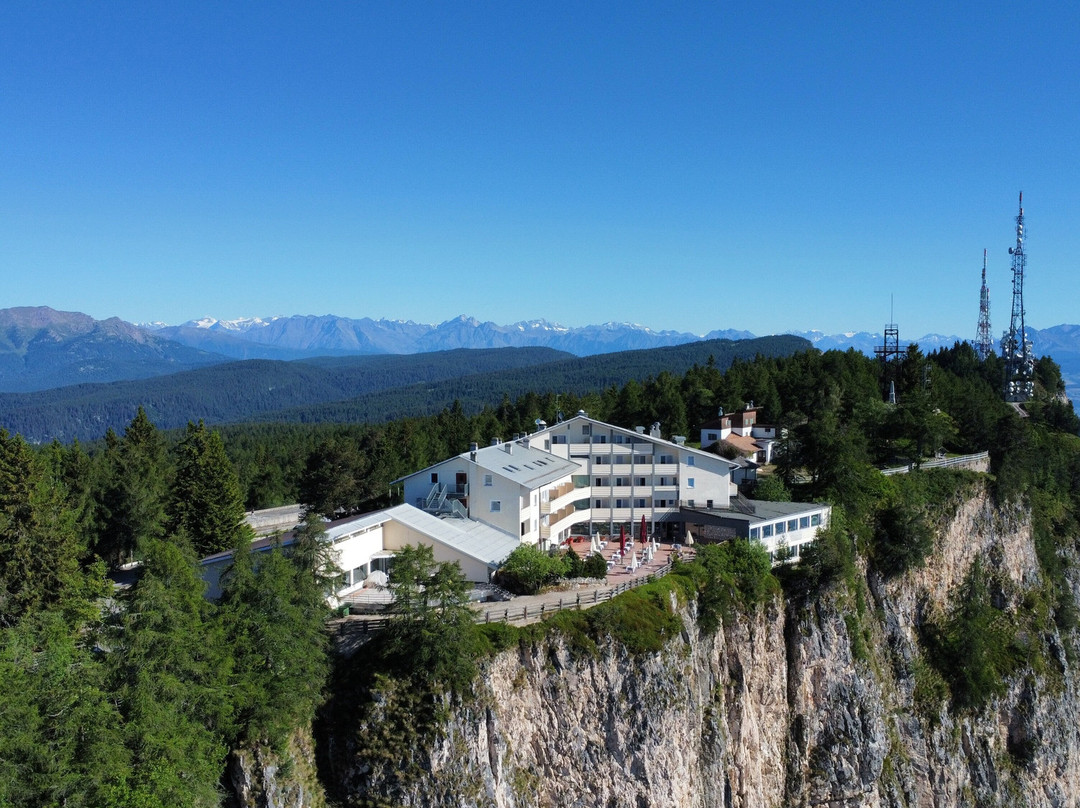 Panorama Hotel Penegal主图