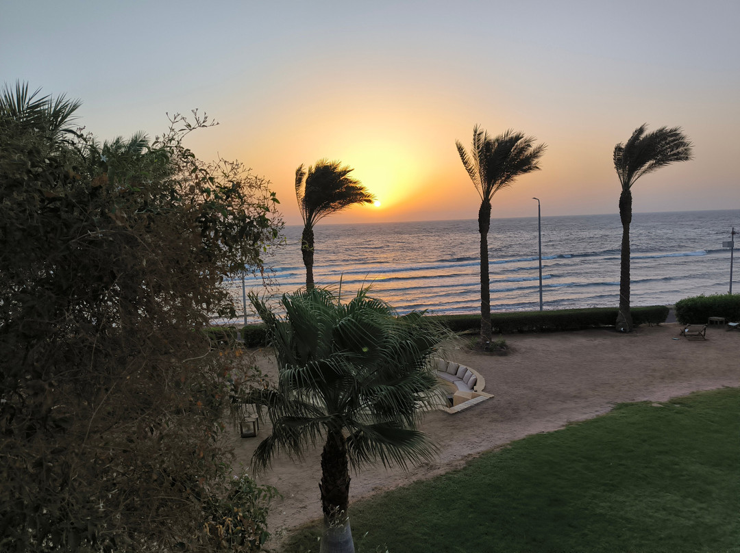 达哈卜天堂酒店主图