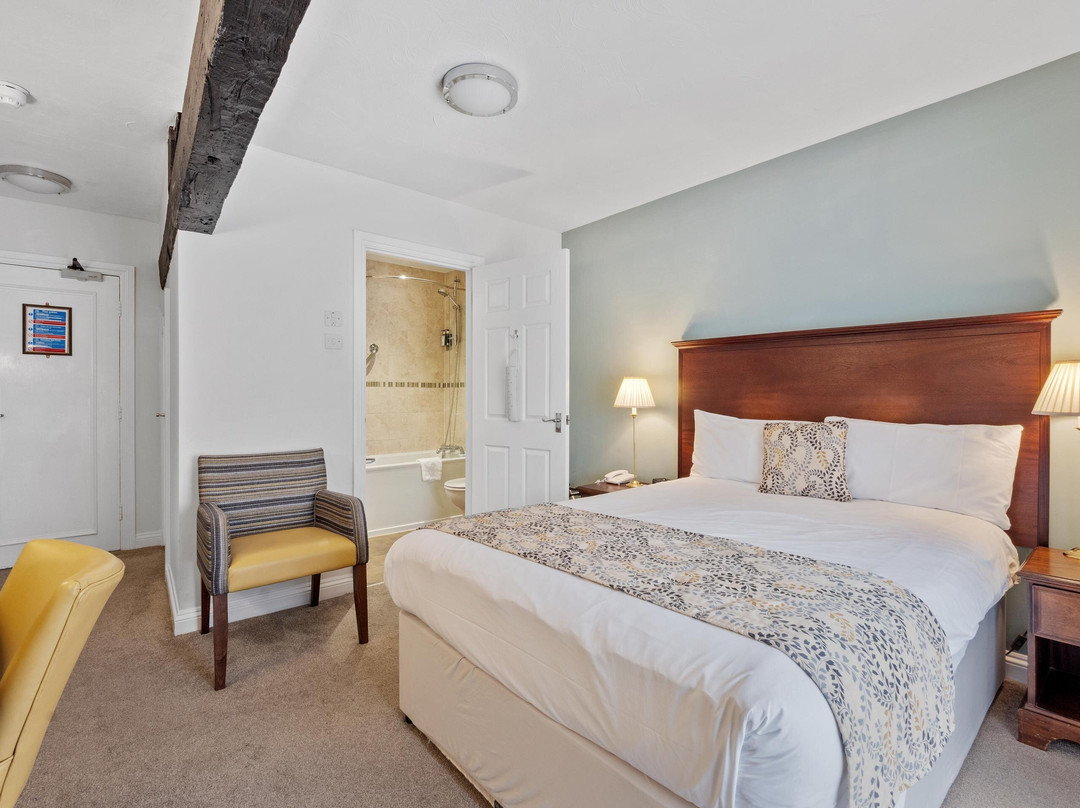 Sleeping Bear Hotels主图