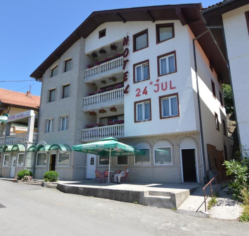 Pljevlja Municipality酒店住宿-Garni Hotel 24 Jul