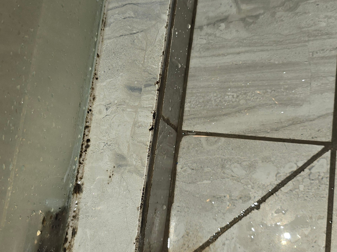 Dua Dua Beach Resort主图