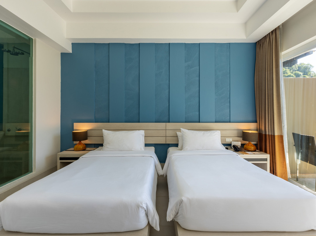 纳文达甲米主图