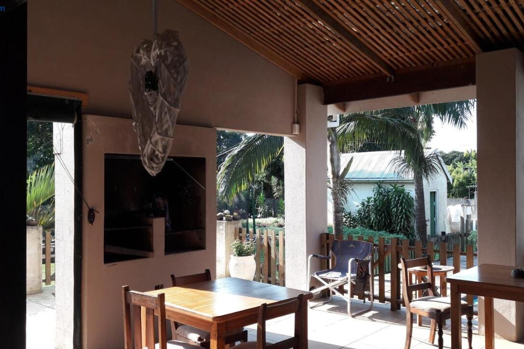 Jacaranda Guesthouse