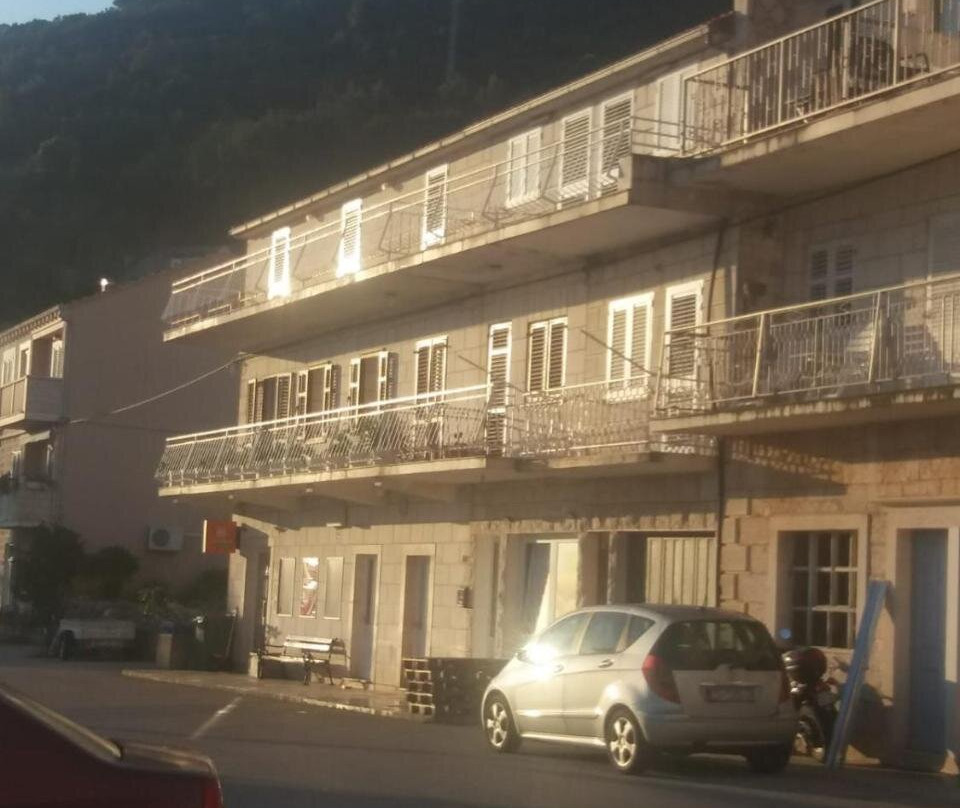 Bradley Apartmants Hr
