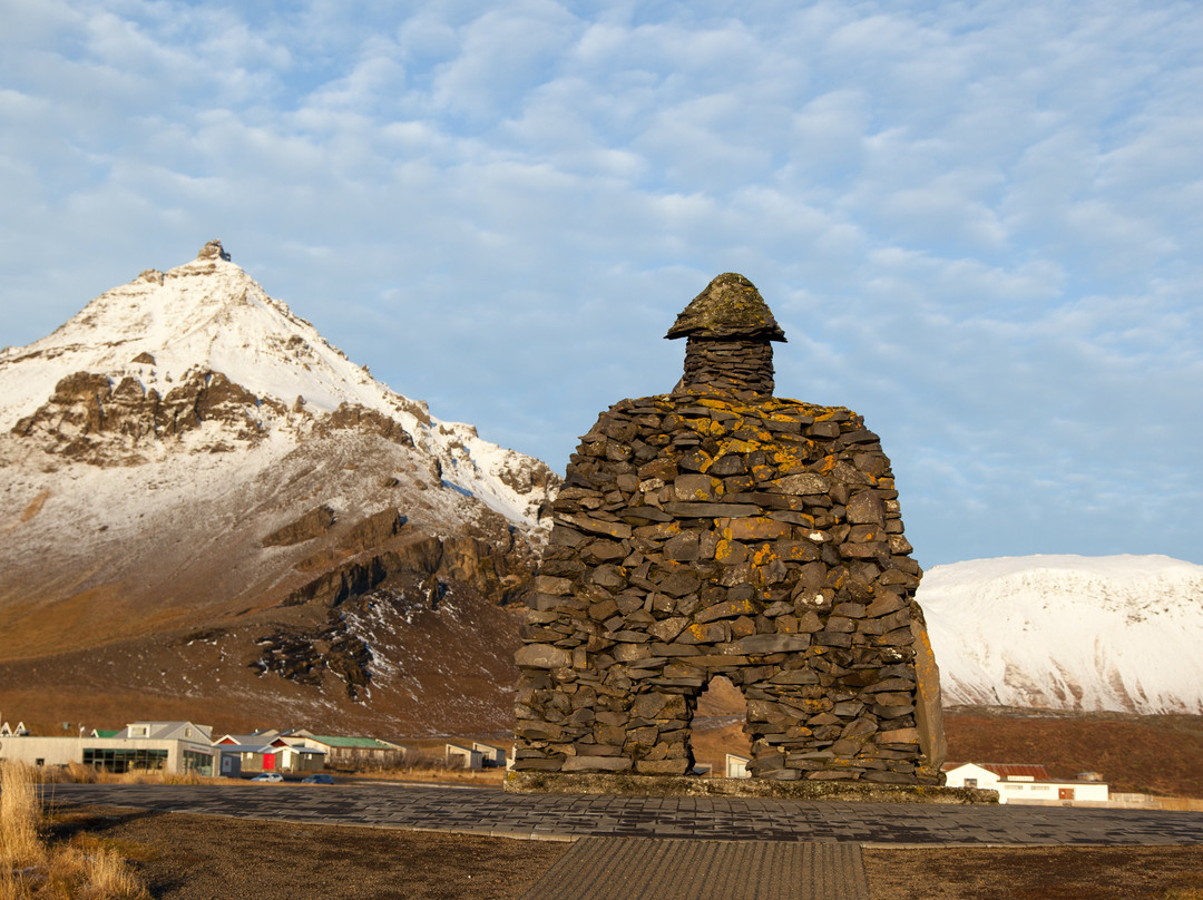 Arnarstapi Cliff-Arnarstapi必去景点