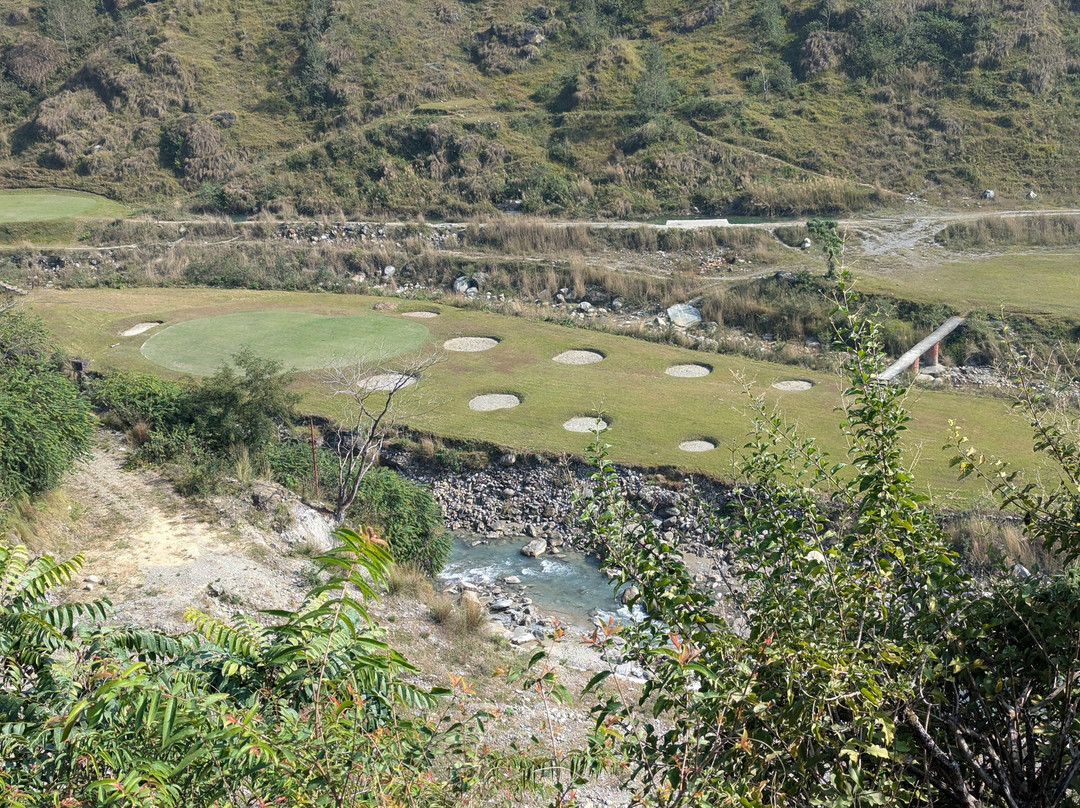 Himalayan Golf Course-博卡拉必去景点