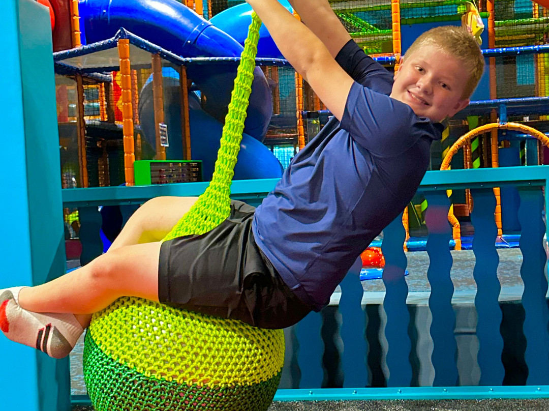 Deep Blue Indoor Play-埃文斯维尔必去景点