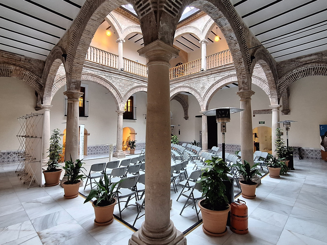 Centro Cultural Banos Arabes-哈恩必去景点