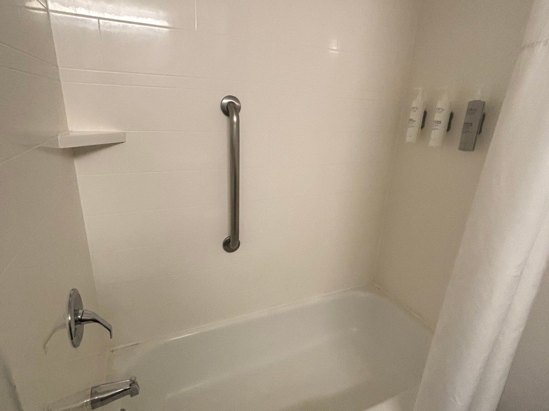 Hampton Inn Groton主图