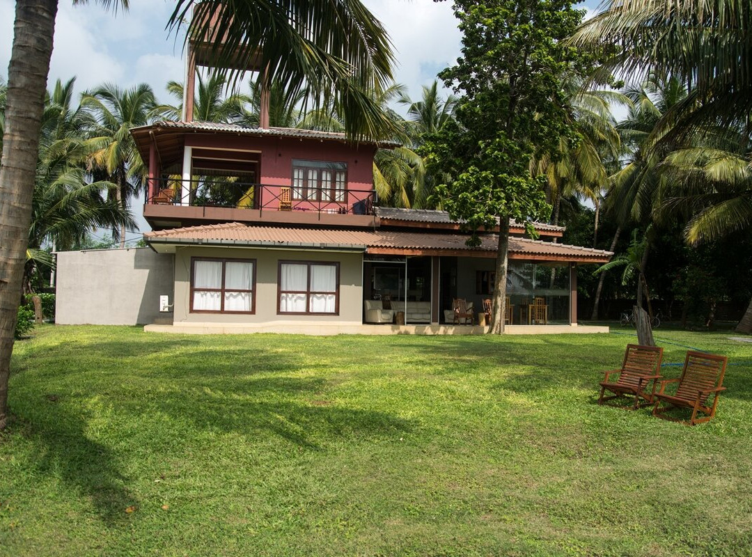 湖景小屋别墅主图