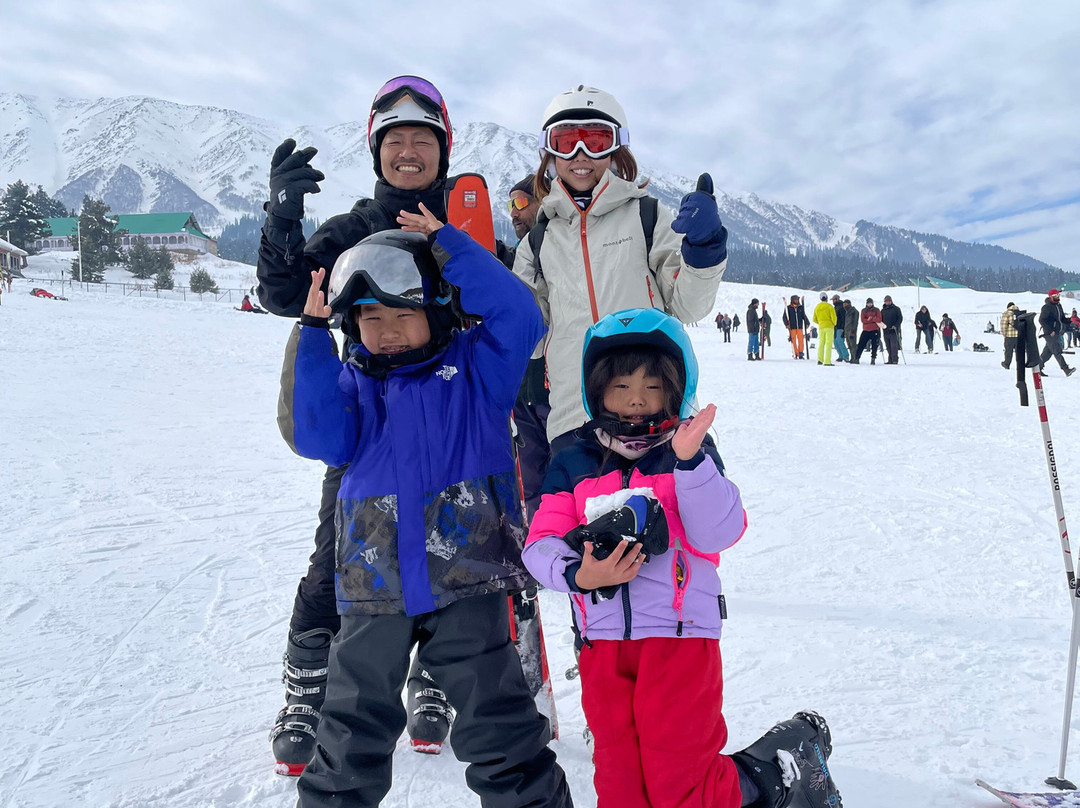 The Gulmarg Ski-贡马必去景点