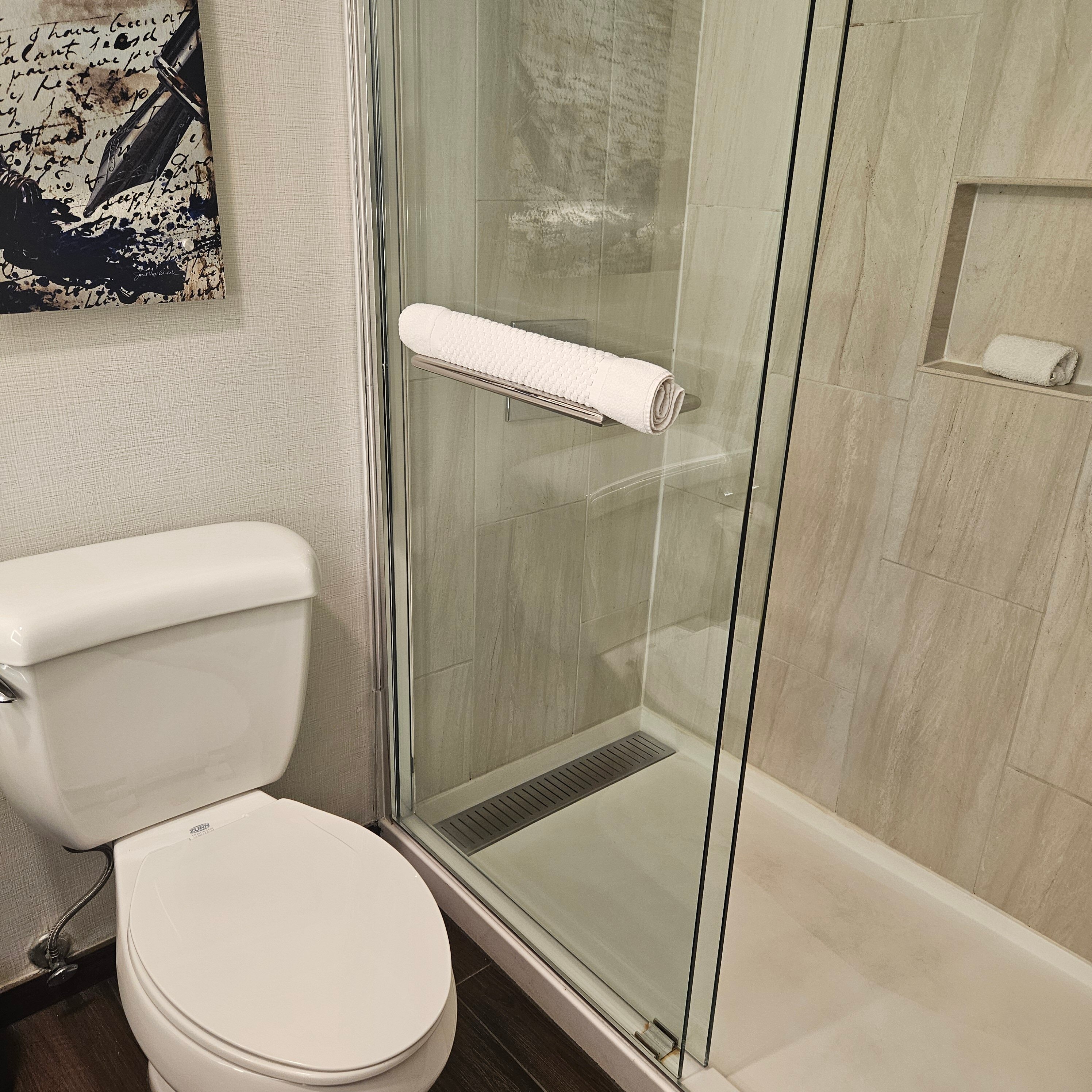 Doubletree By Hilton Mclean Tysons-浴室