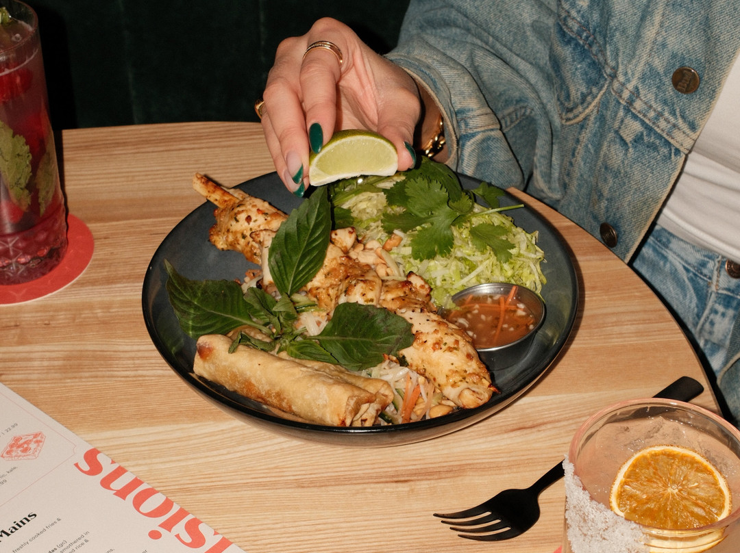 Tavern At Deerfoot Meadows