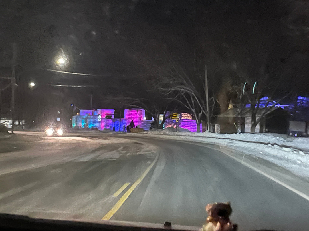 Saraplacid Inn & Suites主图