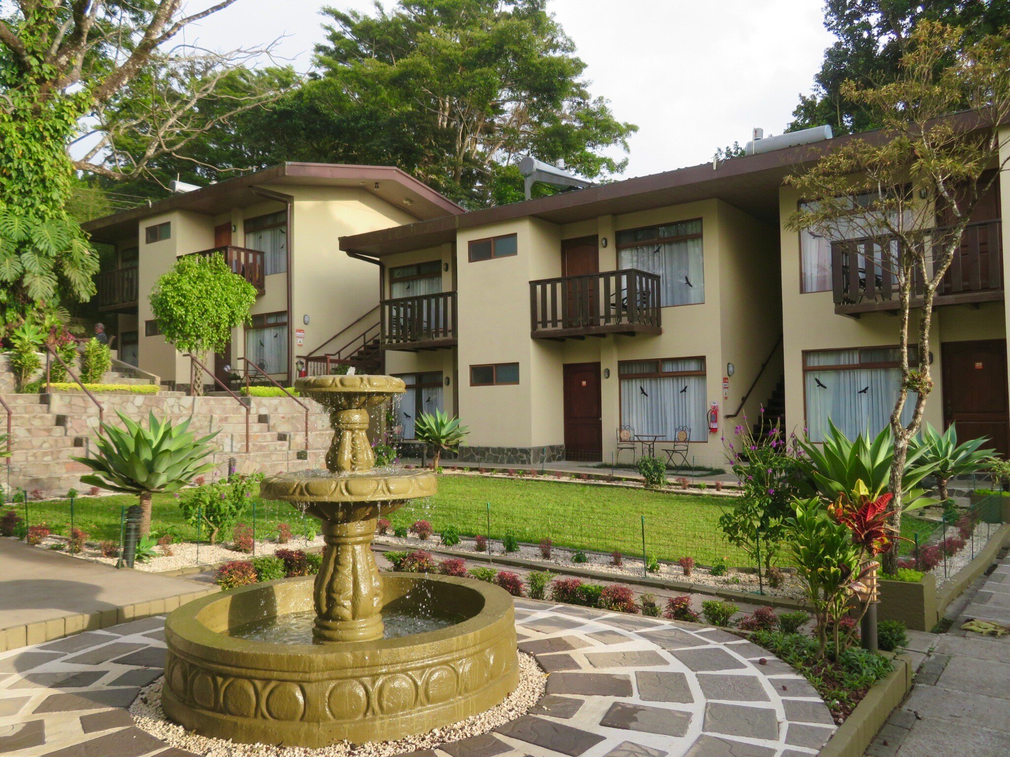 Monteverde Country Lodge-官方
