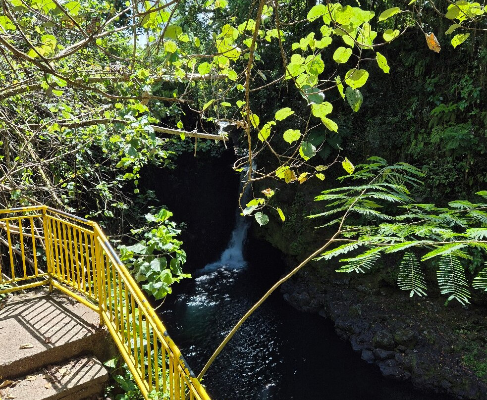 Waterfall Sauniatu-Upolu必去景点