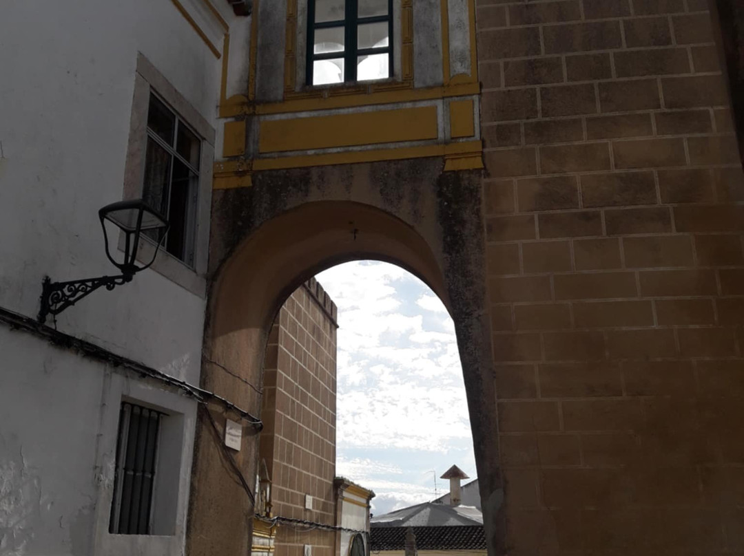 Arco de Dr.Santa Clara景点图片