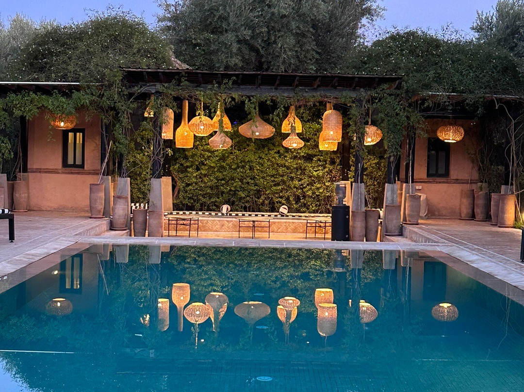 Peacock Pavilions主图