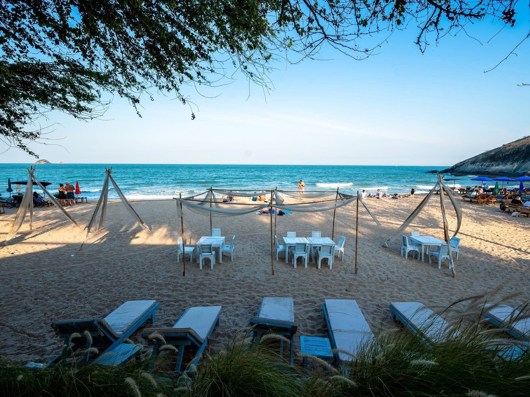 Sanae Beach Hua Hin主图