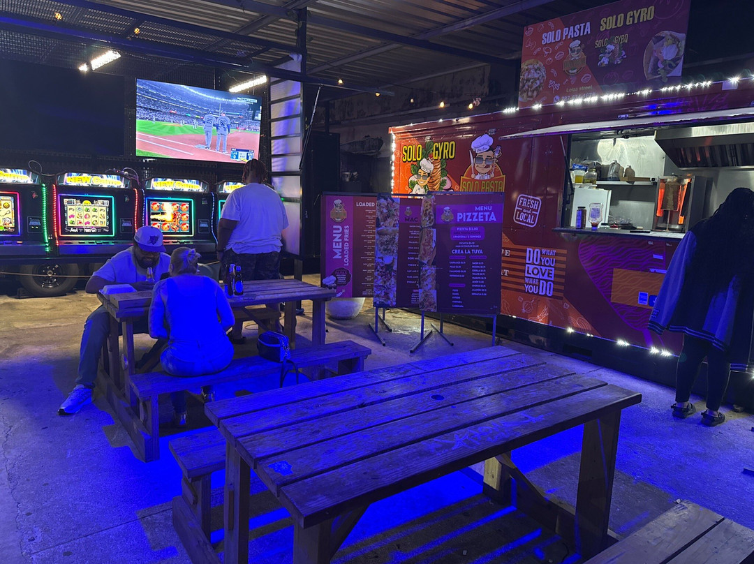 Solo Pasta/ Solo Gyro