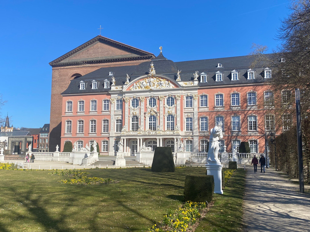 Kurfürstliches Palais-特里尔必去景点