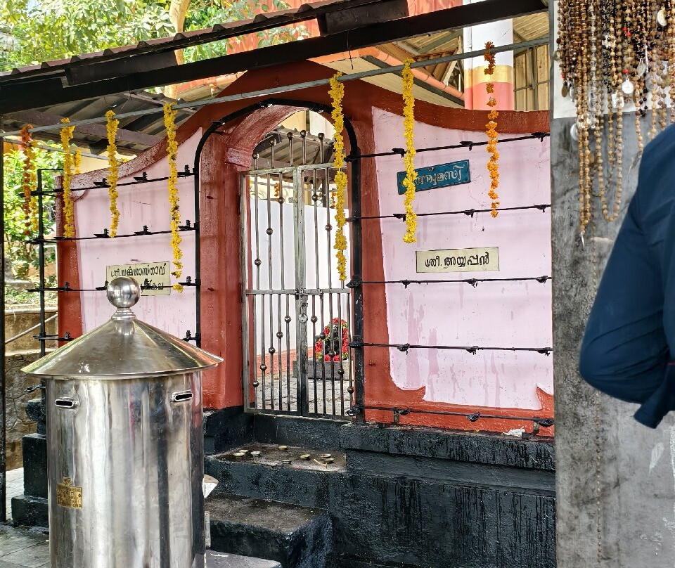 Nellikulangara Bhagavathi Temple-Nenmara必去景点