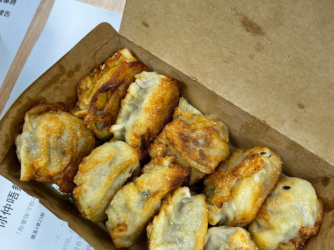 Hong Kee Dumplings and Wonton Soup