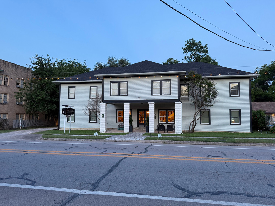 Inn OnThe River主图