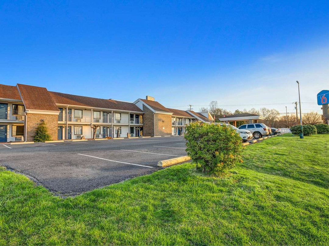 Galax酒店住宿-Motel 6 Hillsville, VA