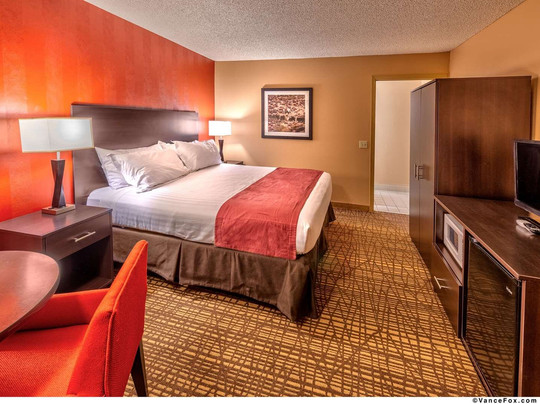 C Punch Inn & Casino