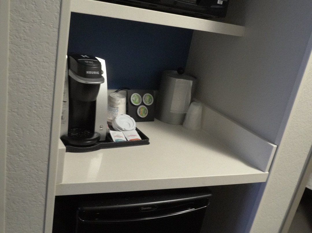 Holiday Inn Express & Suites Moore By IHG主图