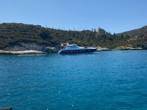 SeaJoy Yachts-雷斯蒙必去景点