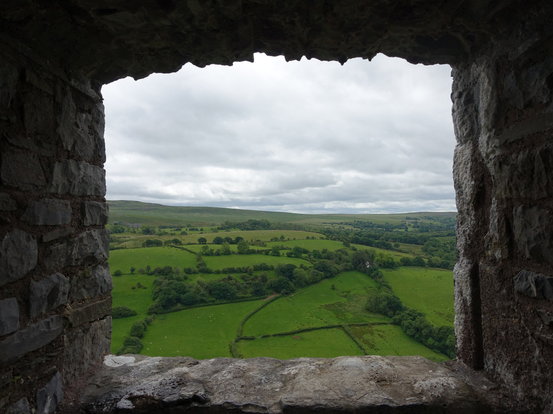 Castell Carreg Cennen-兰代洛必去景点