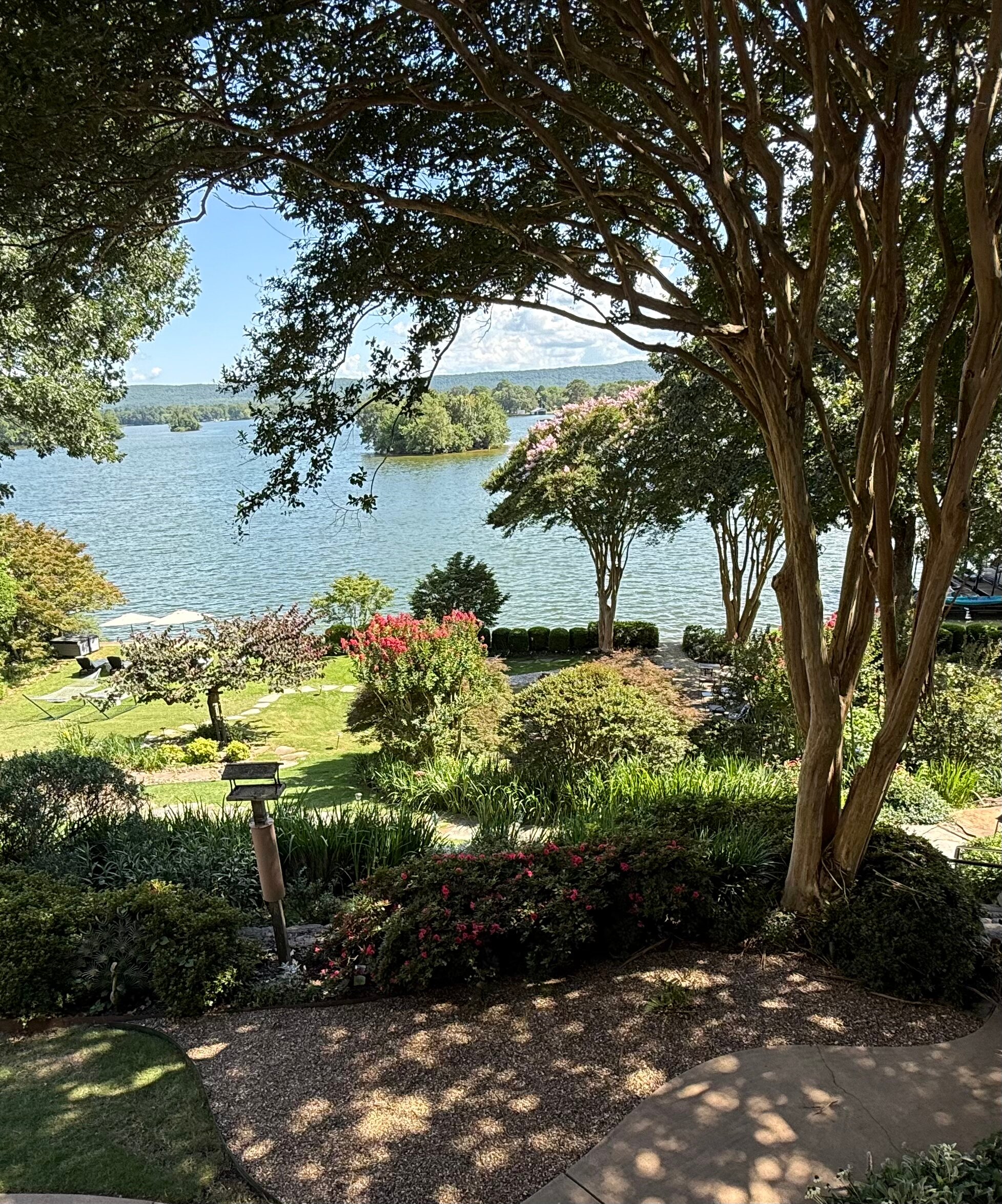 Lookout Point Lakeside Inn-酒店景观
