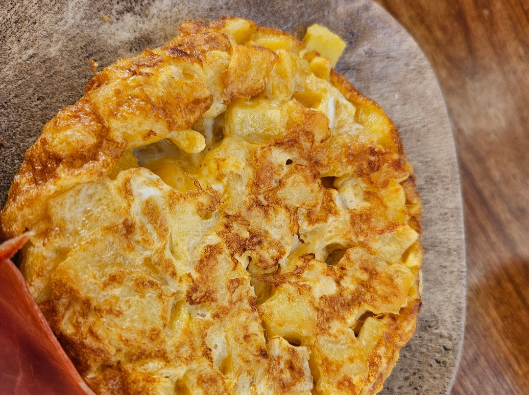 拉塞特酒店主图