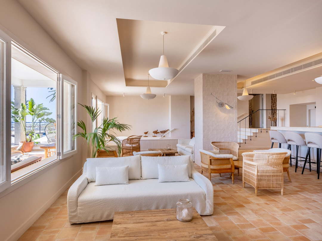 Hoposa Hotel Pollentia主图