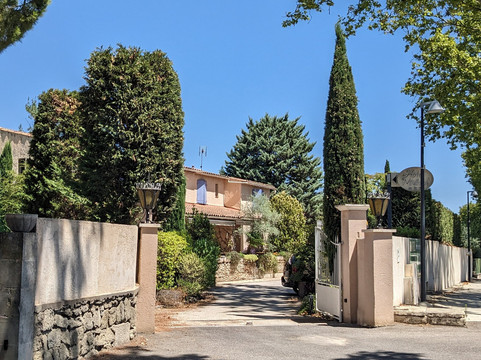 米斯特拉尔酒店主图